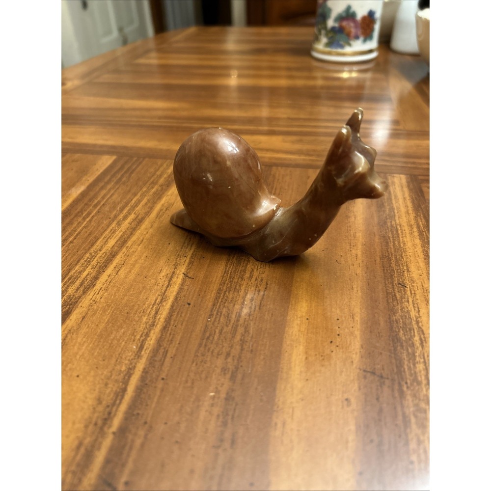 Vero Alabaster Italian Rock Snail